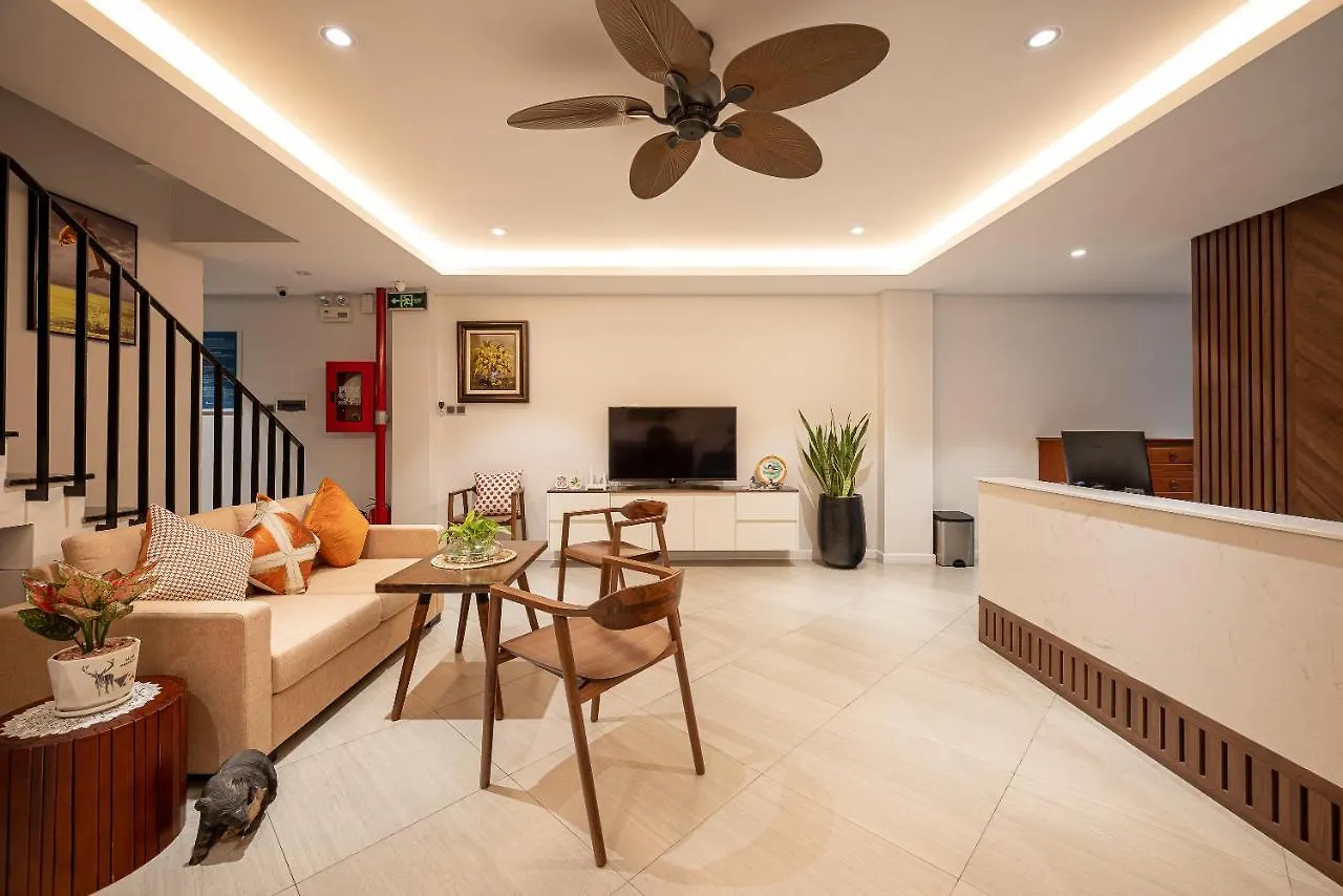 Cozrum Homes - Kena House Ho Chi Minh City Apartment