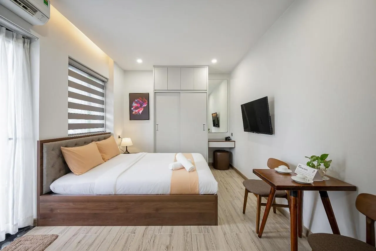 Cozrum Homes - Kena House Ho Chi Minh City Apartment